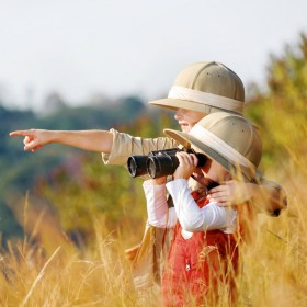 iStock_000020729176Large-safari-kids